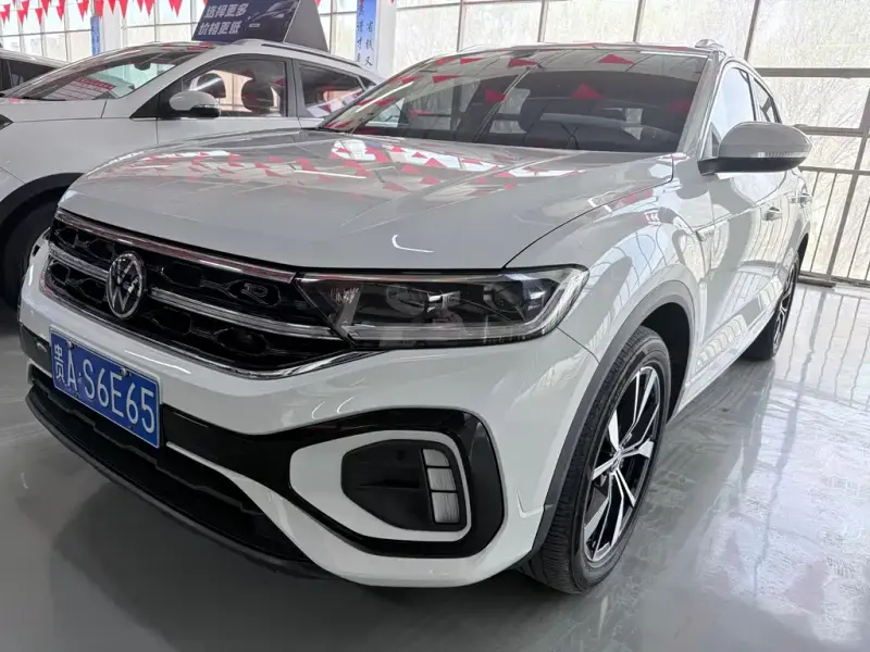 Volkswagen T-Roc, 2023