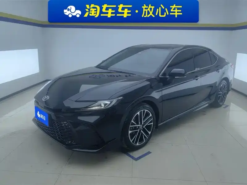 Toyota Camry, 2025