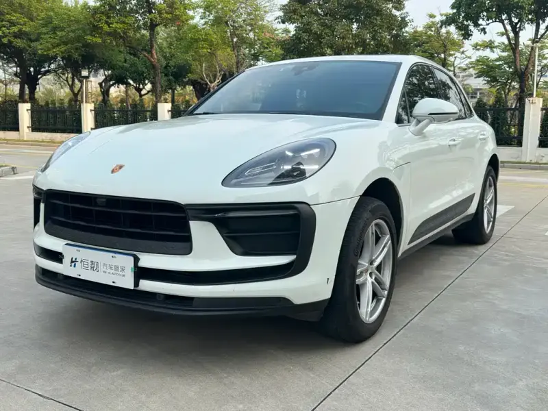 Porsche Macan, 2022