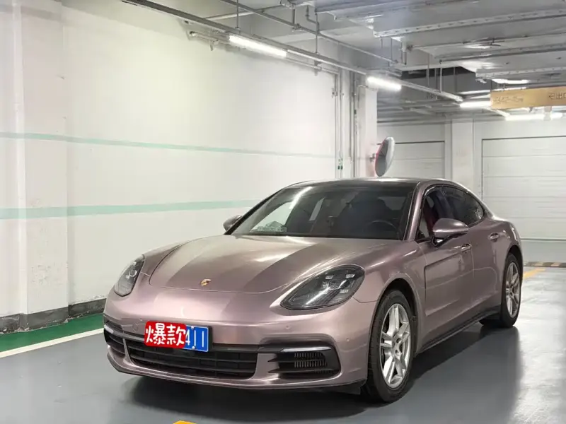 Porsche Panamera, 2019