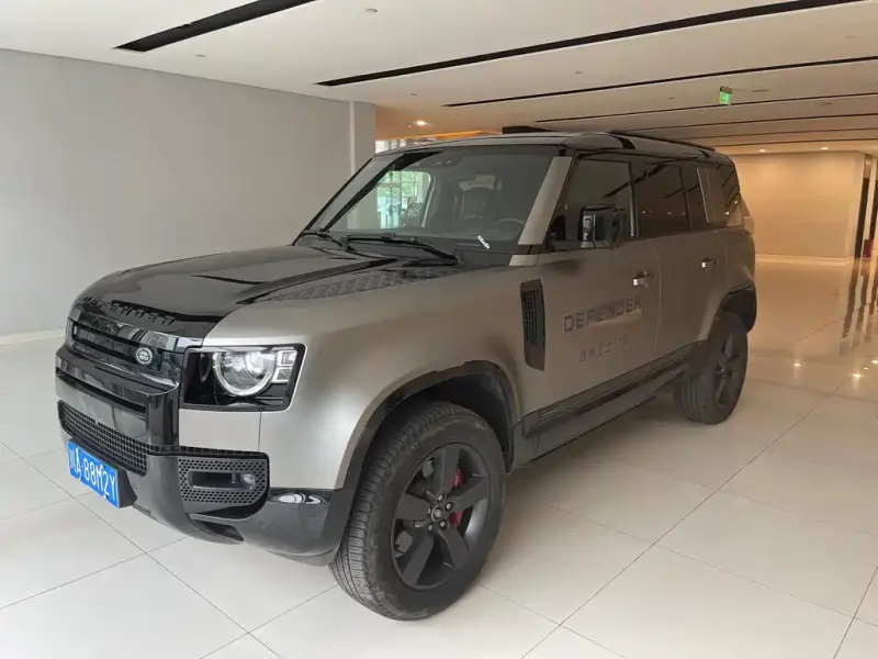 Land Rover Defender, 2024