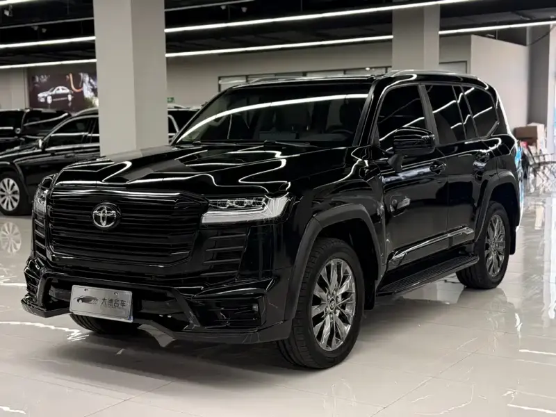 Toyota Land Cruiser, 2025
