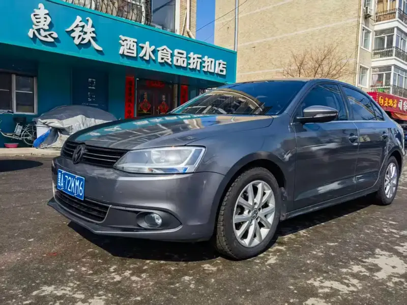 Volkswagen Sagitar, 2013