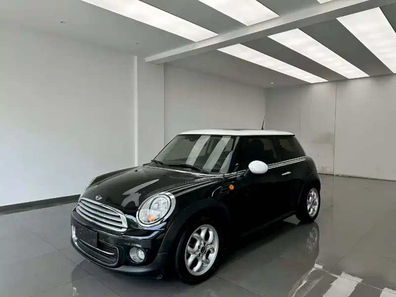 MINI Mini, 2014