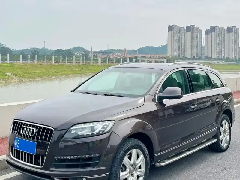 Audi Q7, 2010