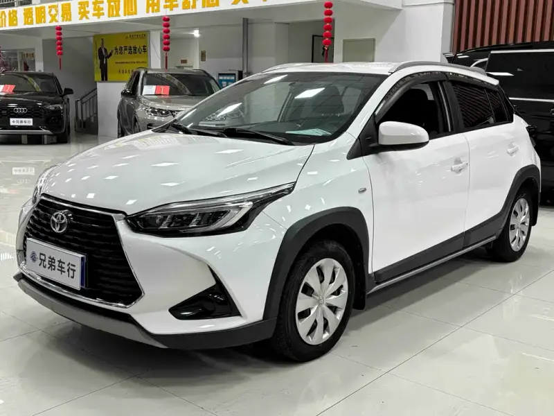 Toyota Yaris L, 2022