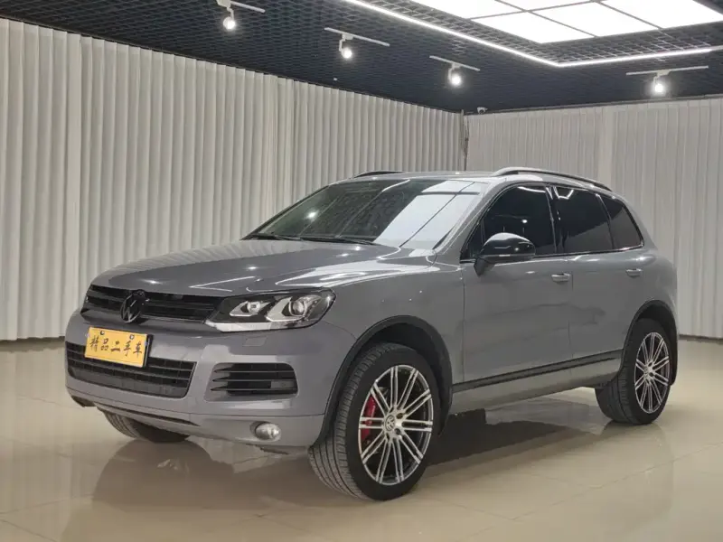 Volkswagen Touareg, 2012