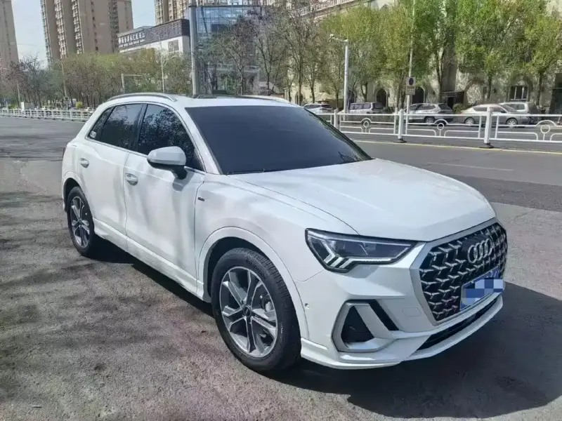 Audi Q3, 2025