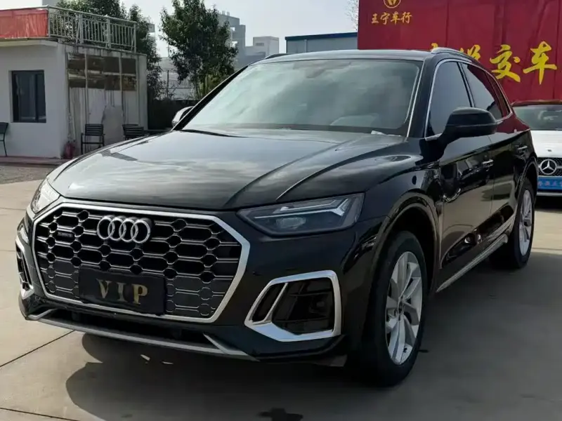 Audi Q5L, 2022