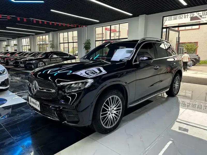 Mercedes-Benz GLC, 2025