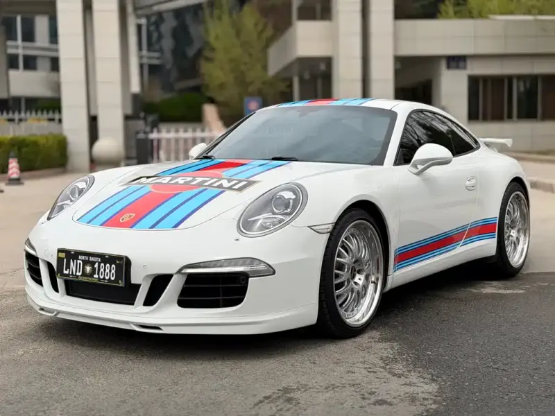 Porsche 911, 2016