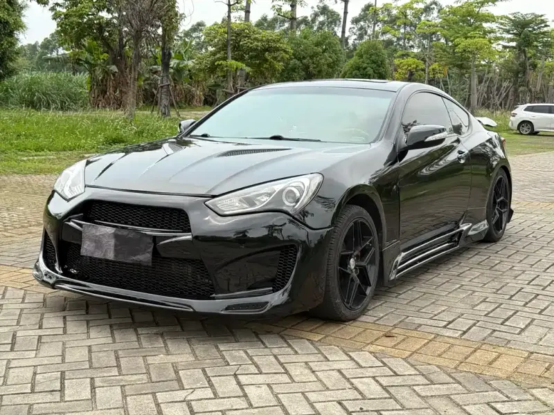 Hyundai Genesis Coupe, 2013