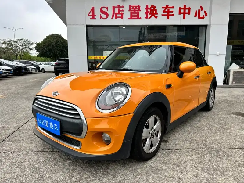 MINI Mini, 2015