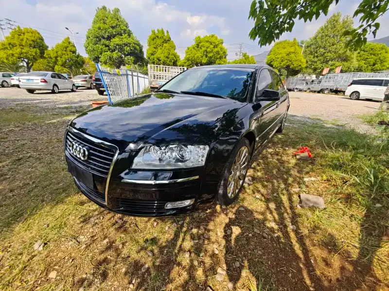 Audi A8, 2013