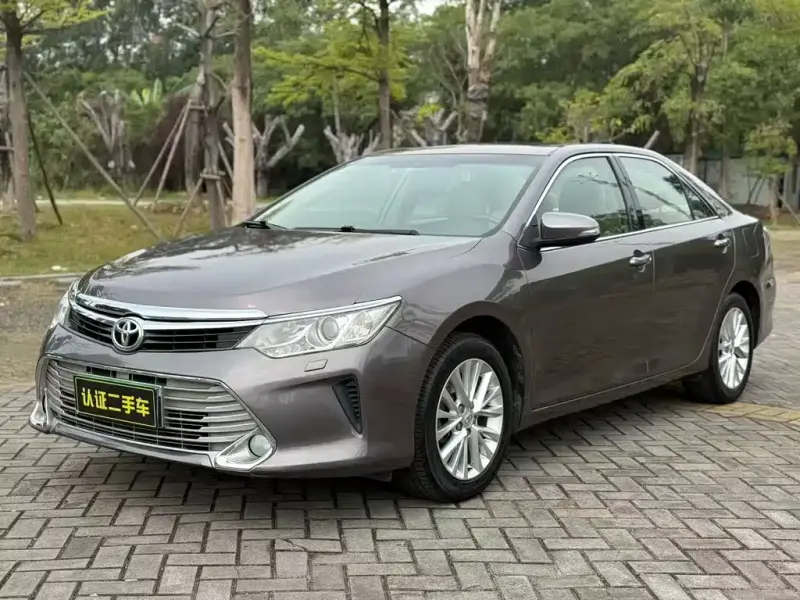 Toyota Camry, 2015