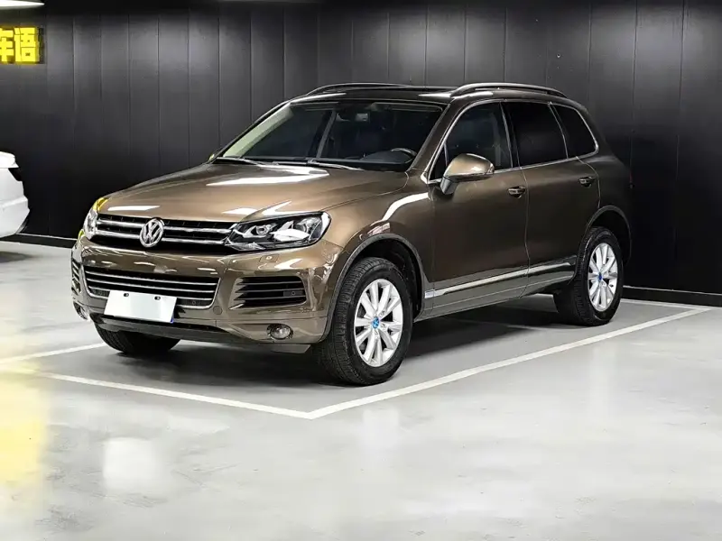 Volkswagen Touareg, 2013