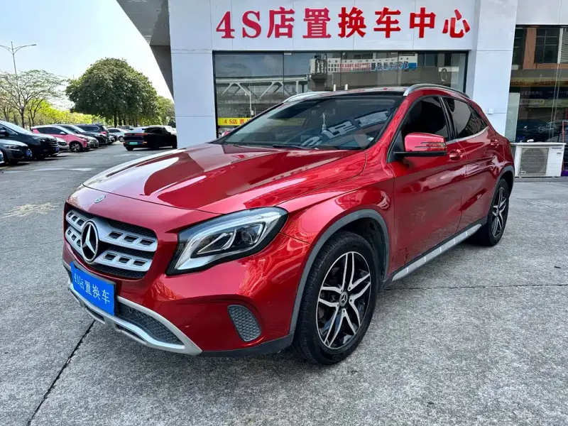 Mercedes-Benz GLA, 2018