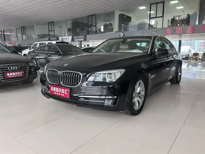 BMW 7 Series, 2012
