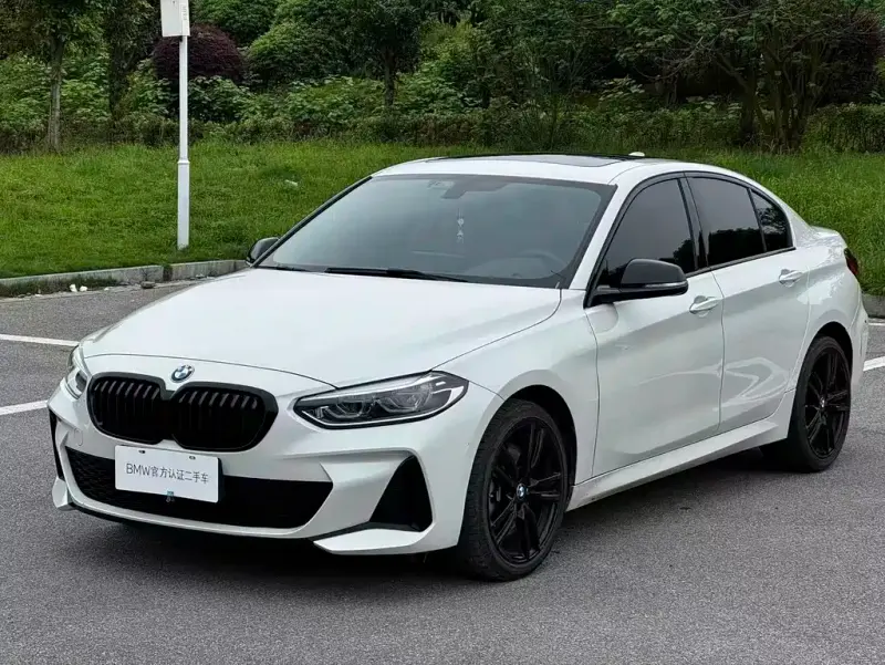 BMW 1 Series, 2023