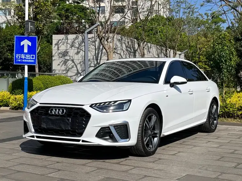 Audi A4L, 2020