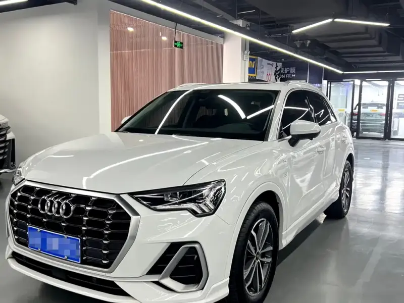 Audi Q3, 2023