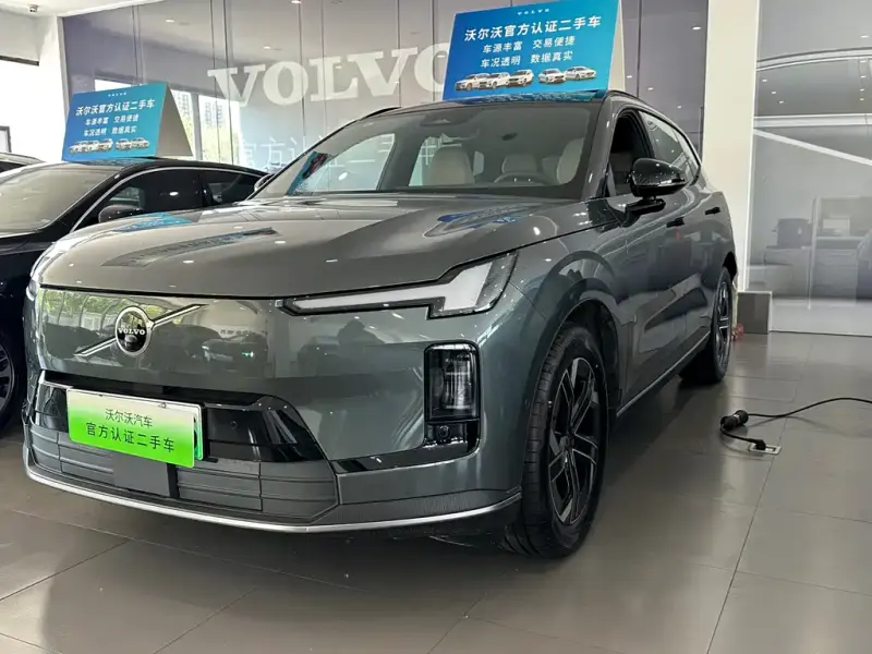 Volvo XC70, 2025