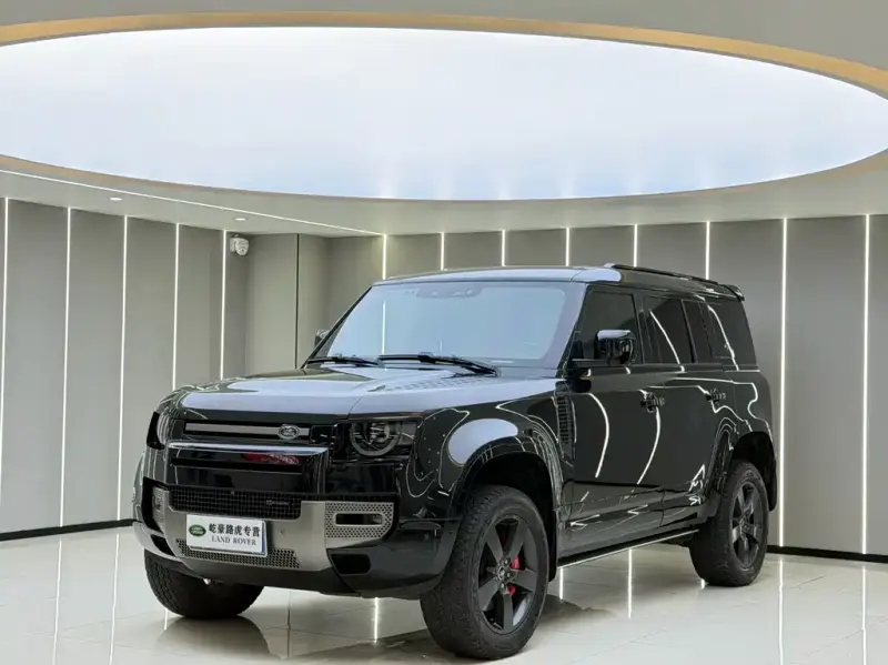 Land Rover Defender, 2022