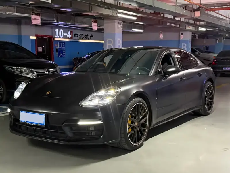 Porsche Panamera, 2021