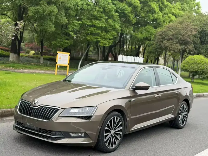Skoda Superb, 2016