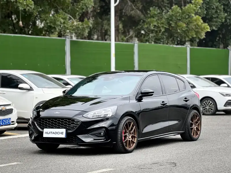 Ford Focus, 2022