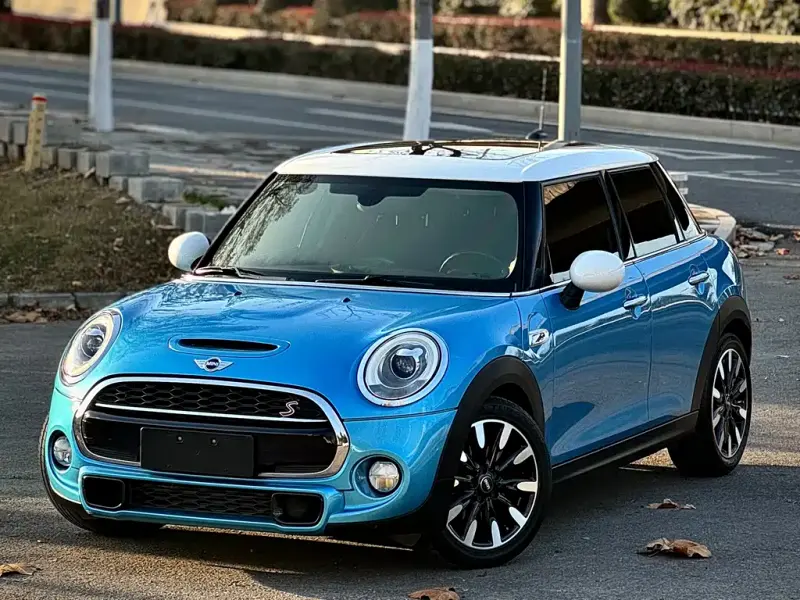 MINI Mini, 2016