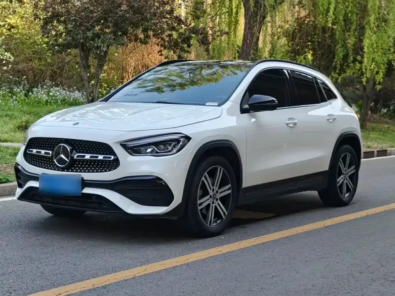 Mercedes-Benz GLA, 2021