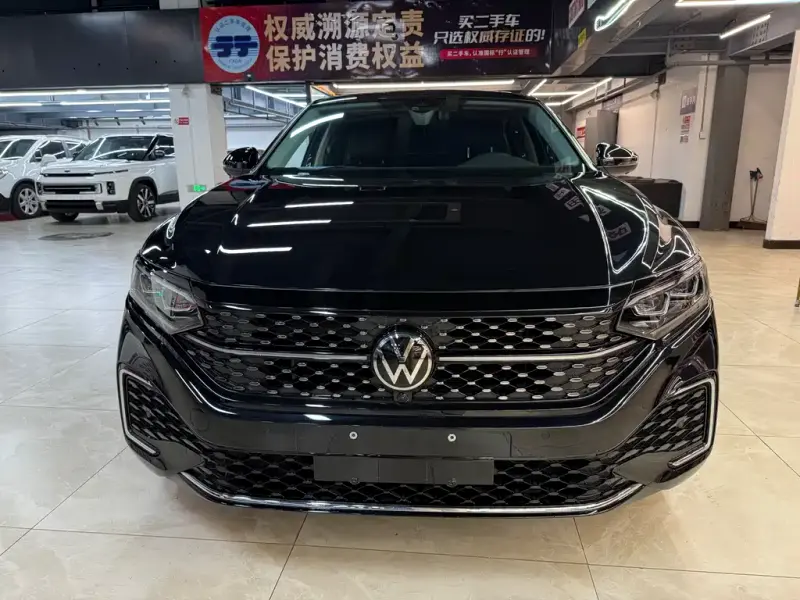 Volkswagen Passat, 2024