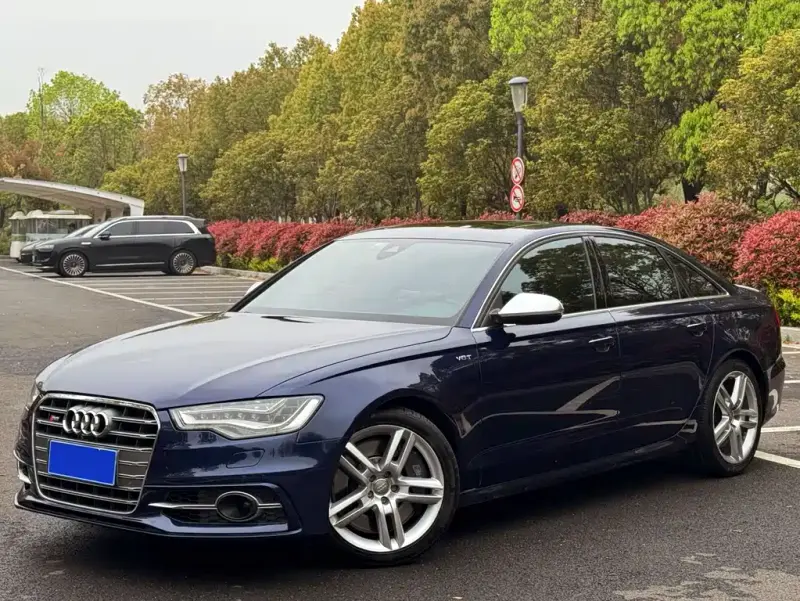 Audi S6, 2013