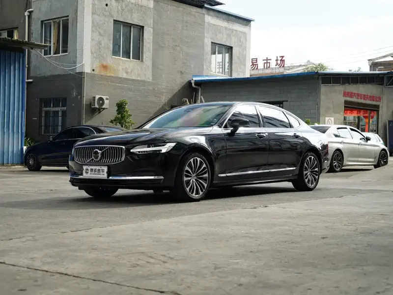 Volvo S90, 2022
