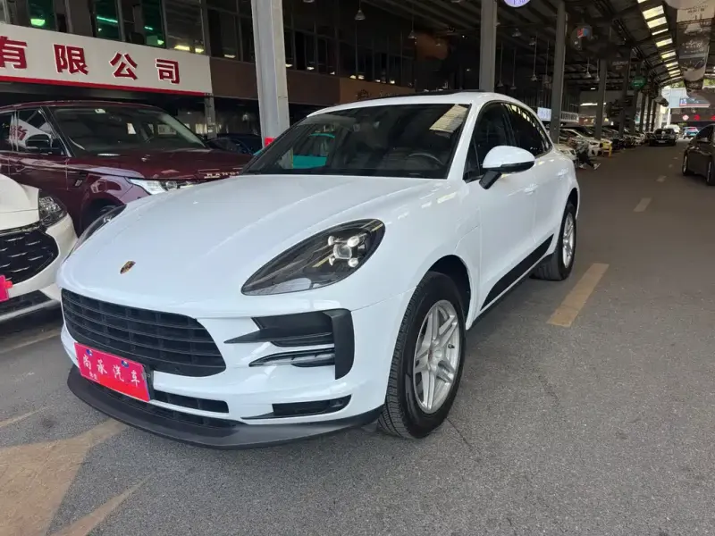 Porsche Macan, 2020