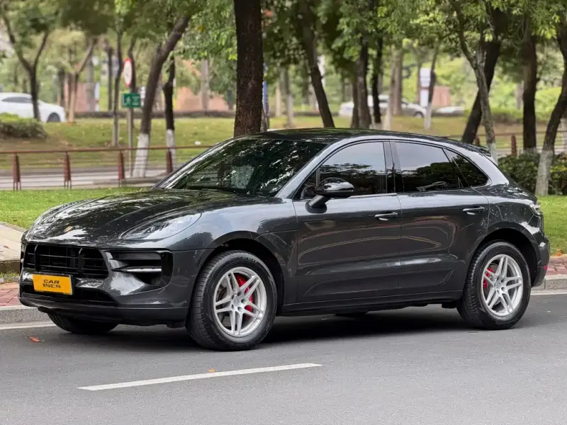 Porsche Macan, 2021