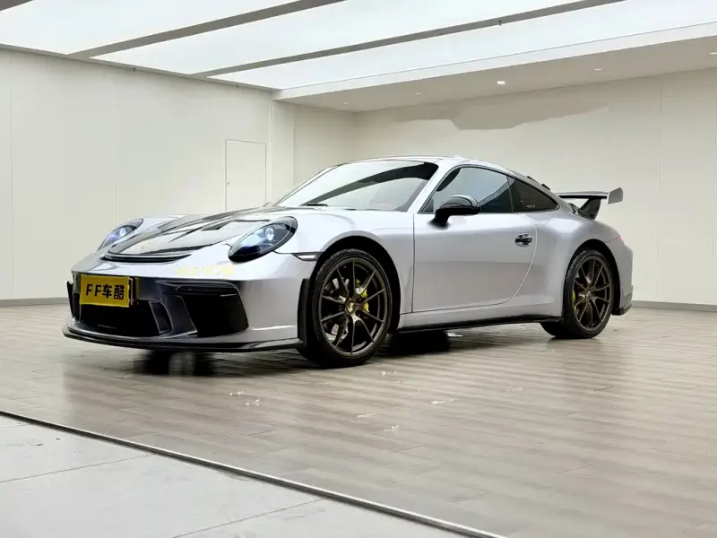 Porsche 911, 2015