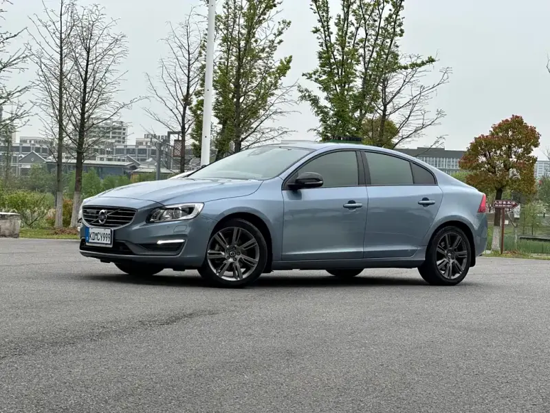 Volvo S60, 2016