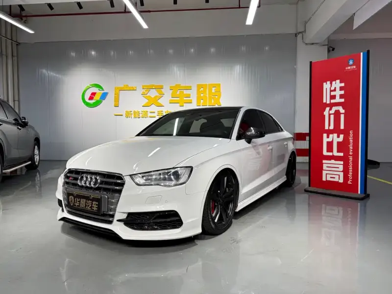 Audi S3, 2015