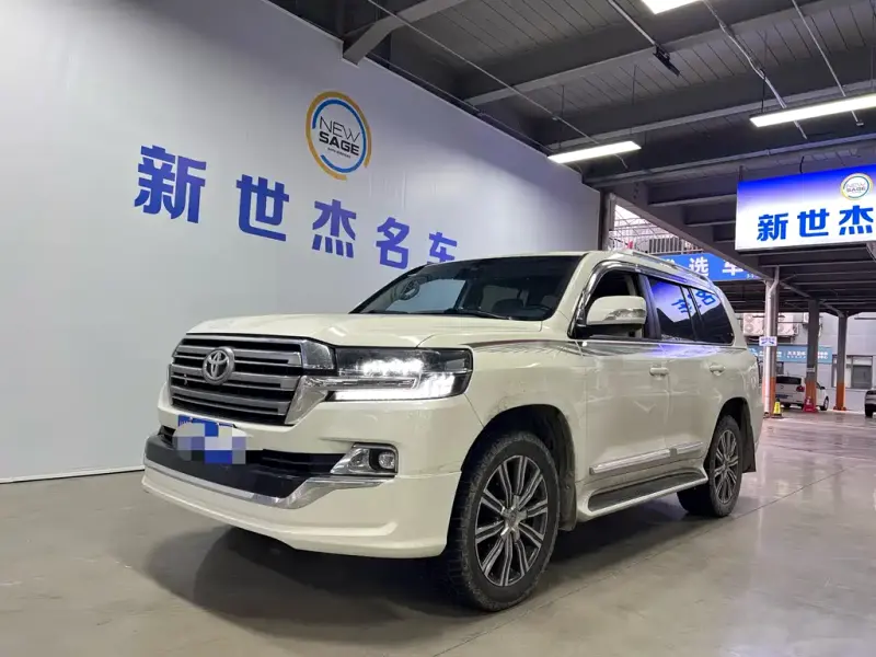 Toyota Land Cruiser, 2018