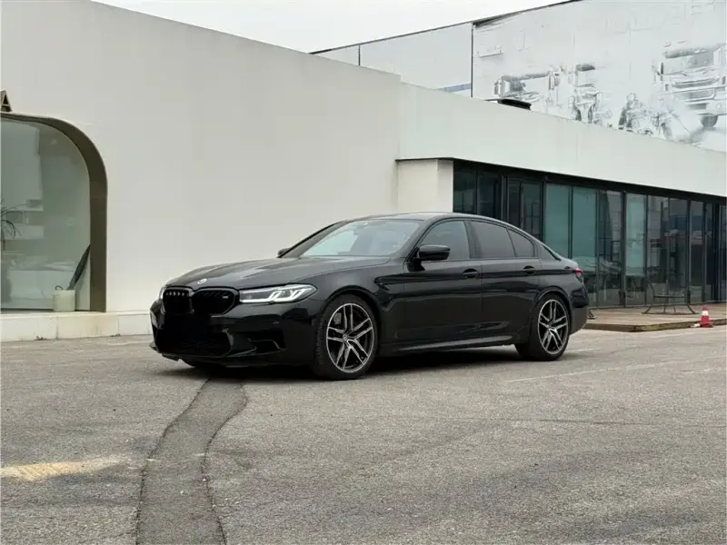 BMW M5, 2021