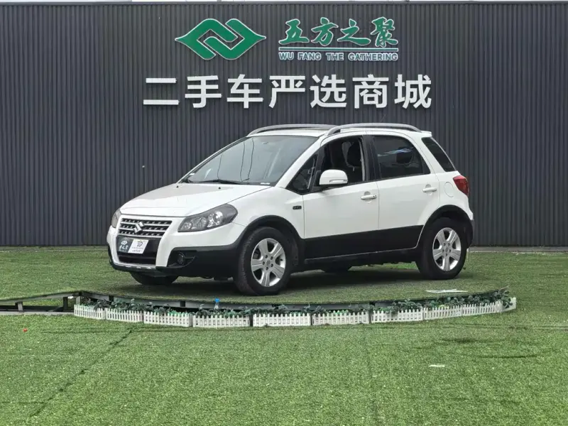 Suzuki SX4, 2014