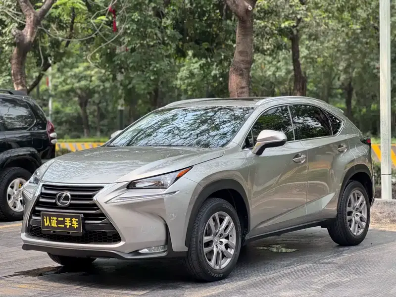 Lexus NX, 2015