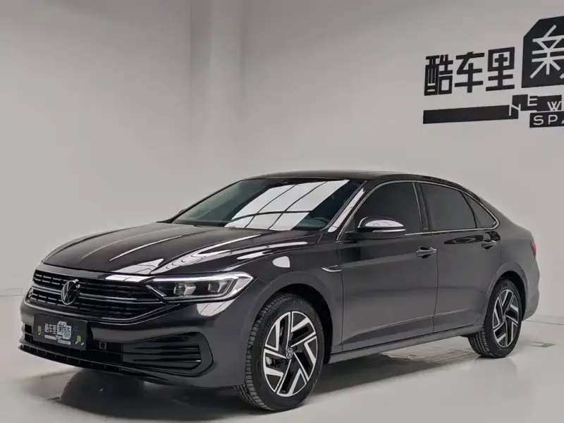 Volkswagen Sagitar, 2025