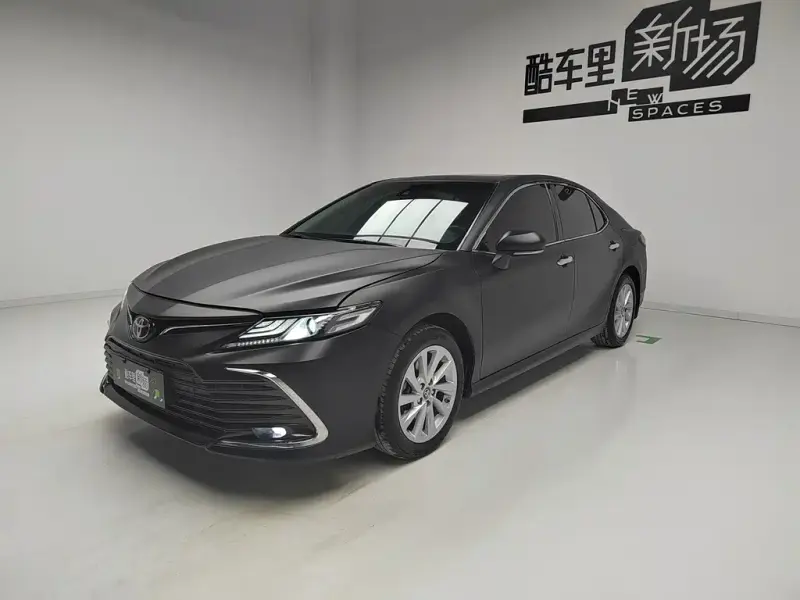 Toyota Camry, 2022