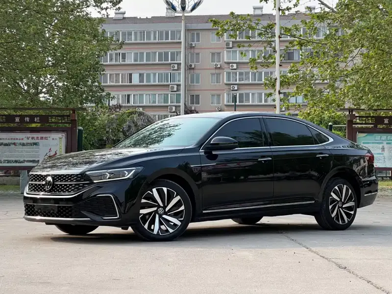 Volkswagen Passat, 2022