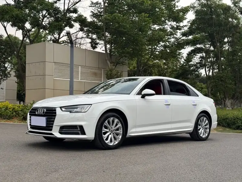 Audi A4L, 2019