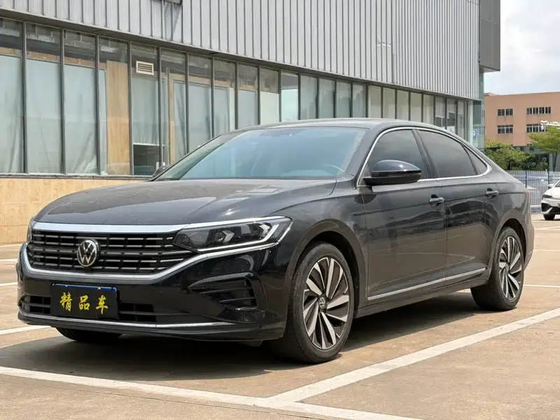 Volkswagen Passat, 2023