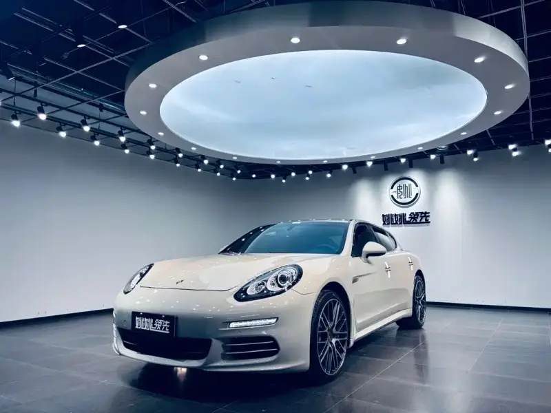Porsche Panamera, 2014